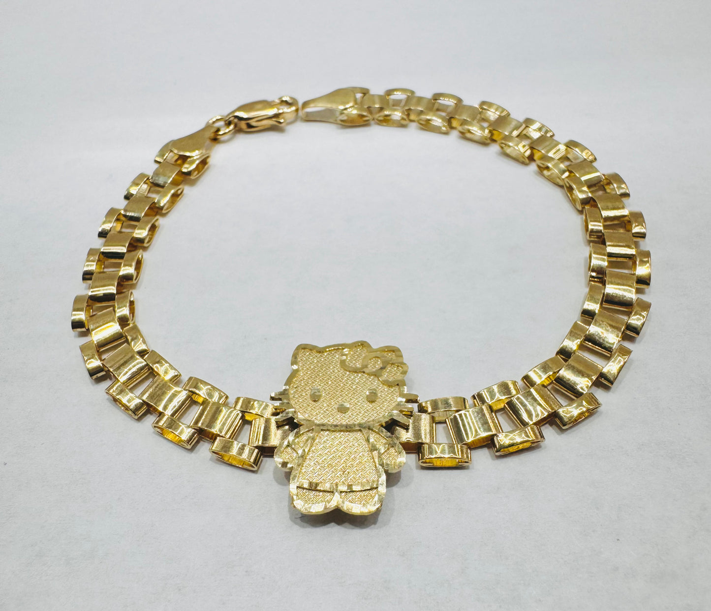 10K GOLD SMALL HELLO KITTY FULL BODY BRACELET 7”, WEIGHT: 6.6gm