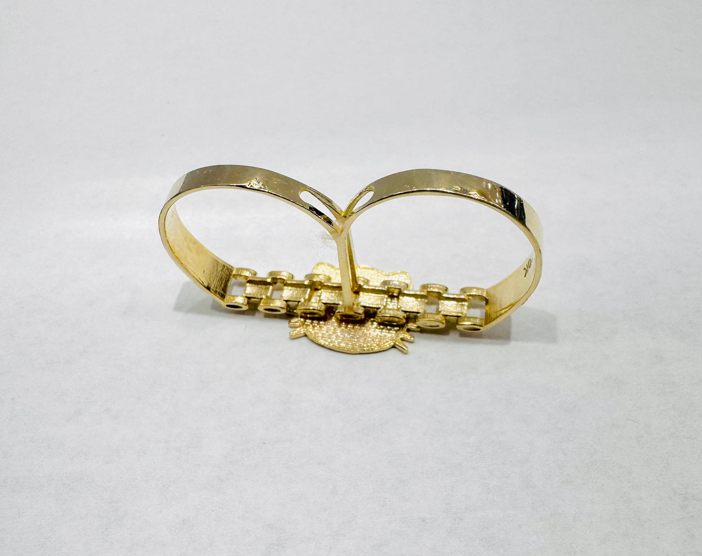 10K GOLD TWO FINGER HELLO KITTY RING, SIZE: 8&9, WEIGHT: 4.3gm
