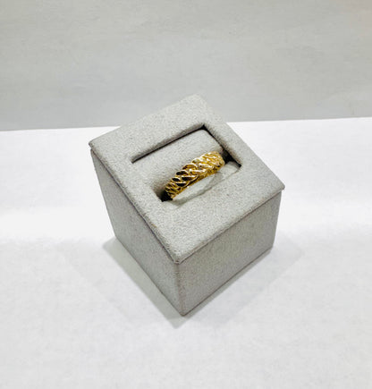 10K GOLD SMALL MIAMI CUBAN LINK RING, SIZE: 6.5, WEIGHT: 1.5gm