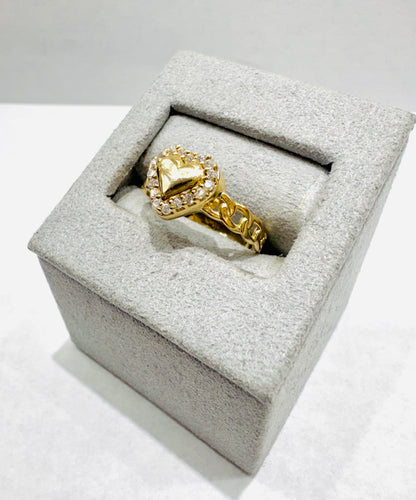 10K GOLD CUBAN HEART CZ STONES RING, SIZE: 7, WEIGHT: 2.2gm