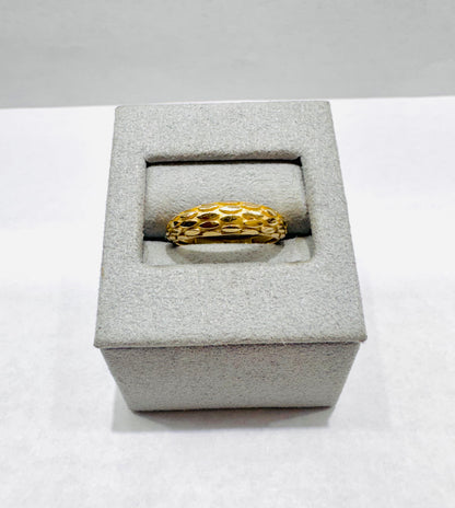 10K GOLD WOMEN RING, SIZE: 6, WEIGHT: 2.2gm