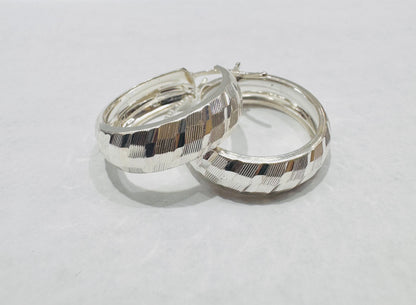SILVER SMALL SIZE ROUND HOOP EARRINGS, WEIGHT: 2.6gm