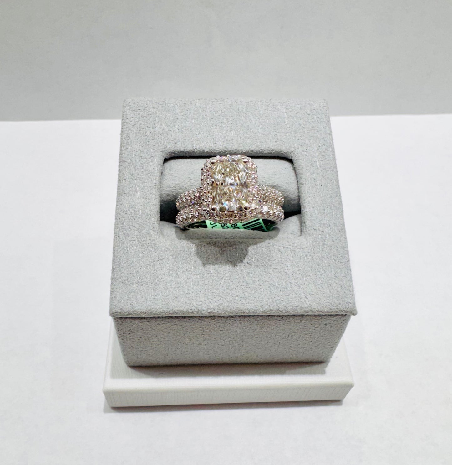 14K WHITE GOLD LAB GROWN DIAMOND RING VS 3.23CTW