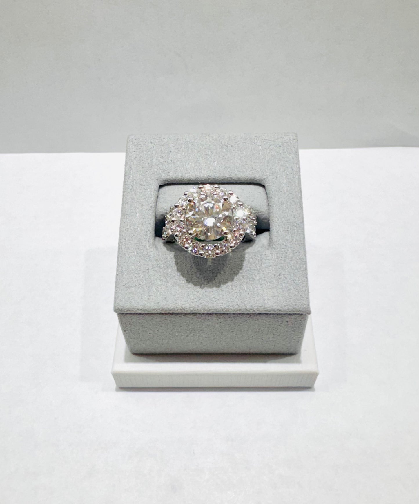 14K WHITE GOLD LAB GROWN DIAMOND BRIDAL SET VS 7.80CTW