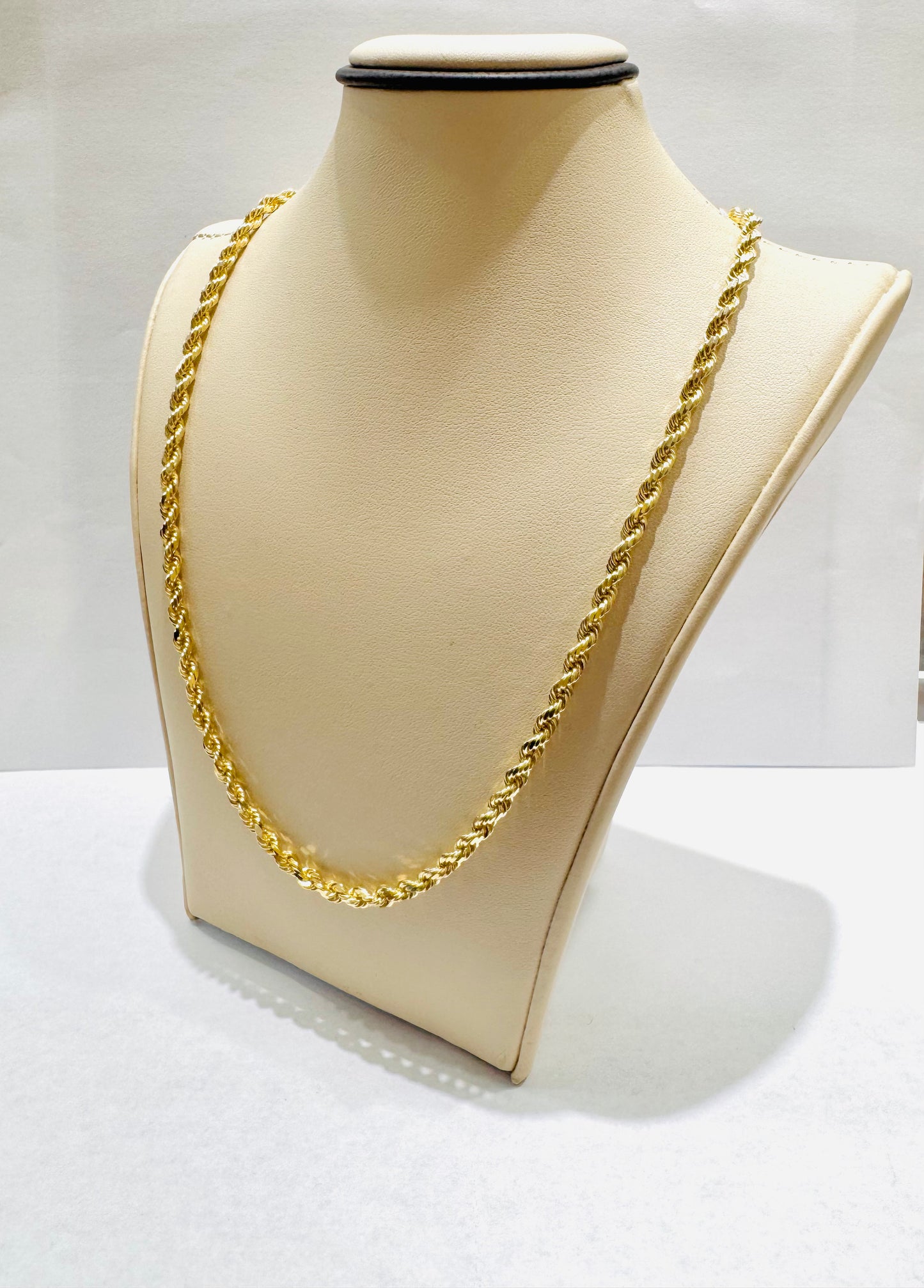 10K GOLD SOLID ROPE NECKLACE 18”, WEIGHT: 22gm, WIDTH: 3.6mm