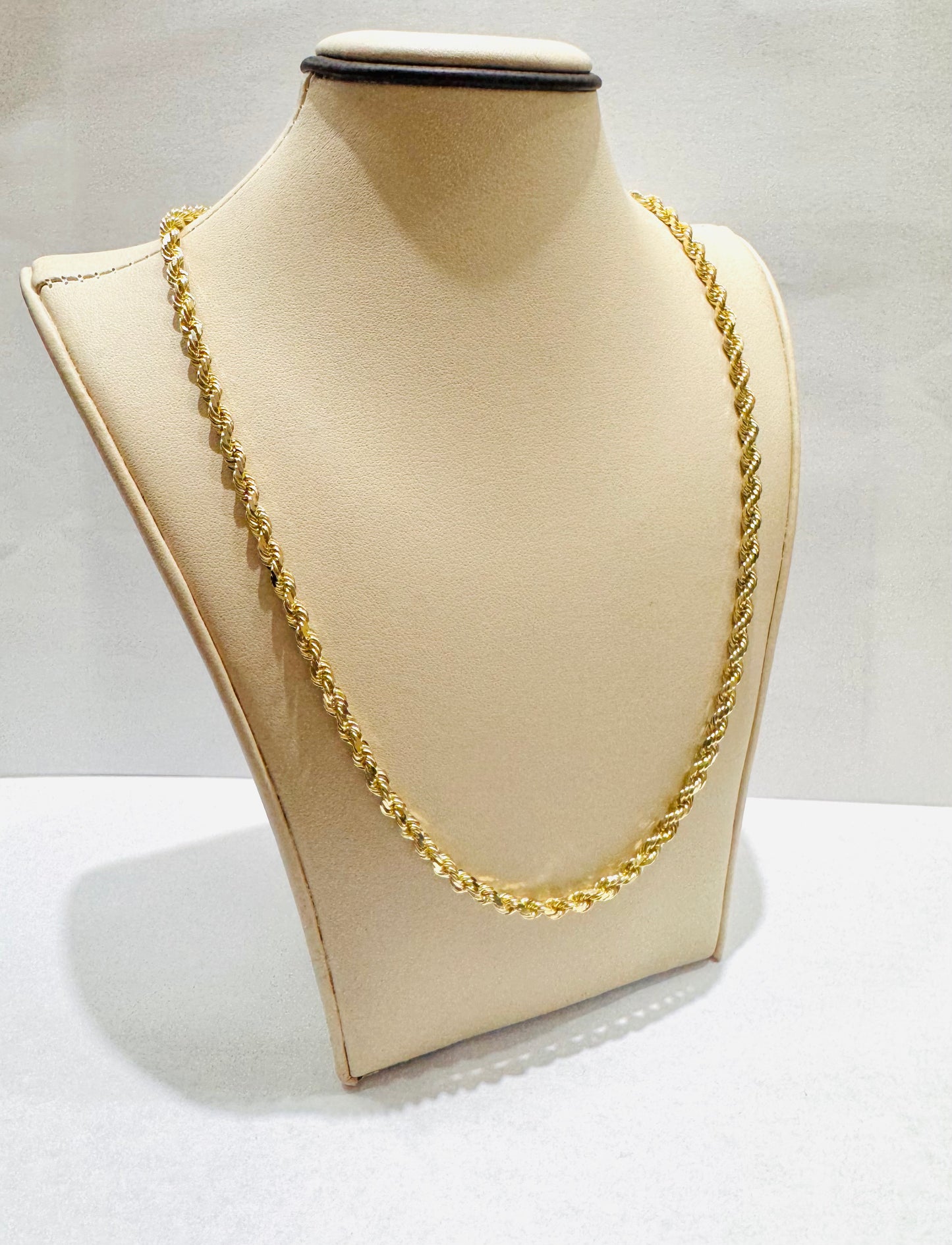 10K GOLD SOLID ROPE NECKLACE 18”, WEIGHT: 22gm, WIDTH: 3.6mm