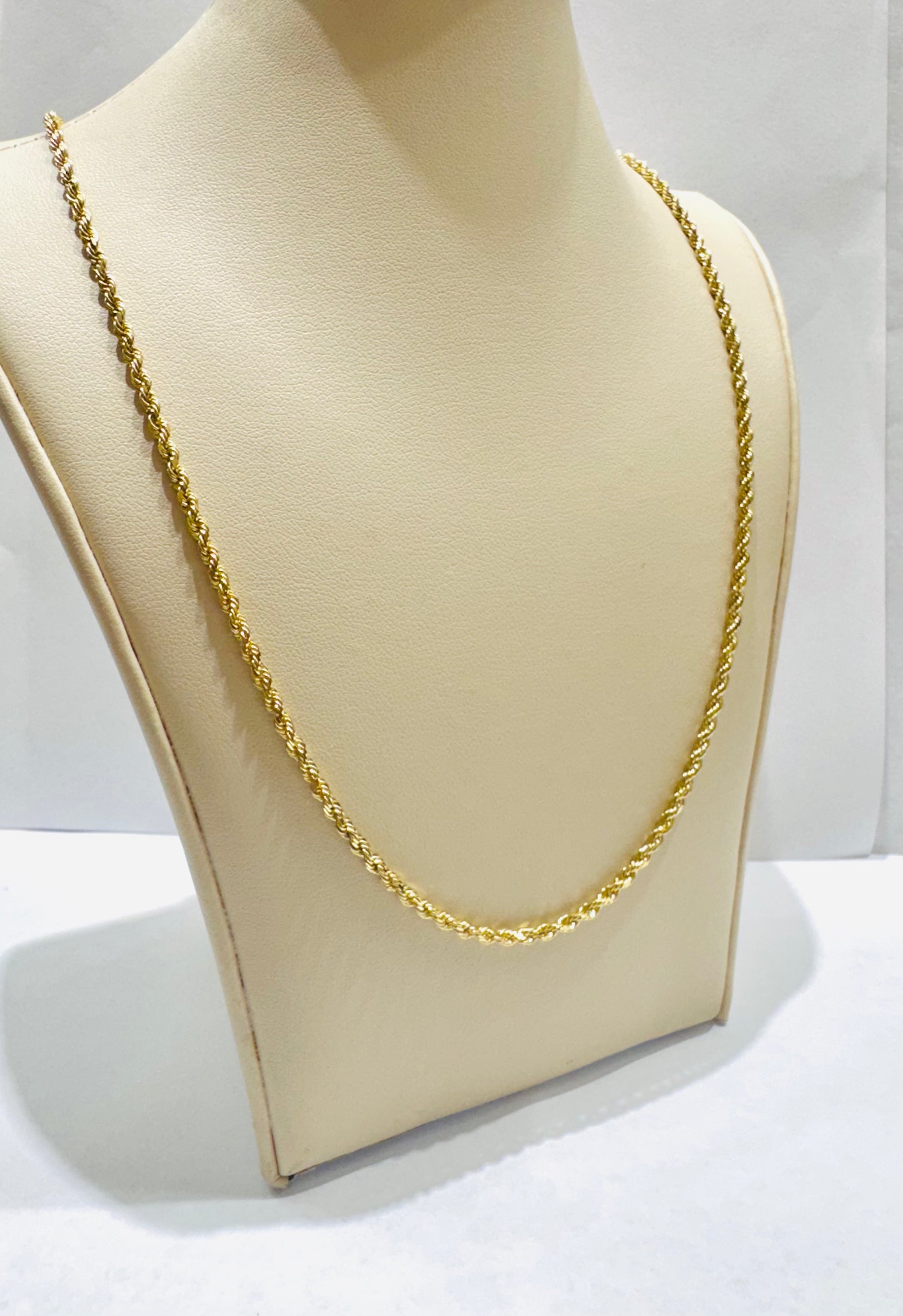 10K GOLD SOLID ROPE NECKLACE 20” WEIGHT: 18gm, WIDTH: 2mm