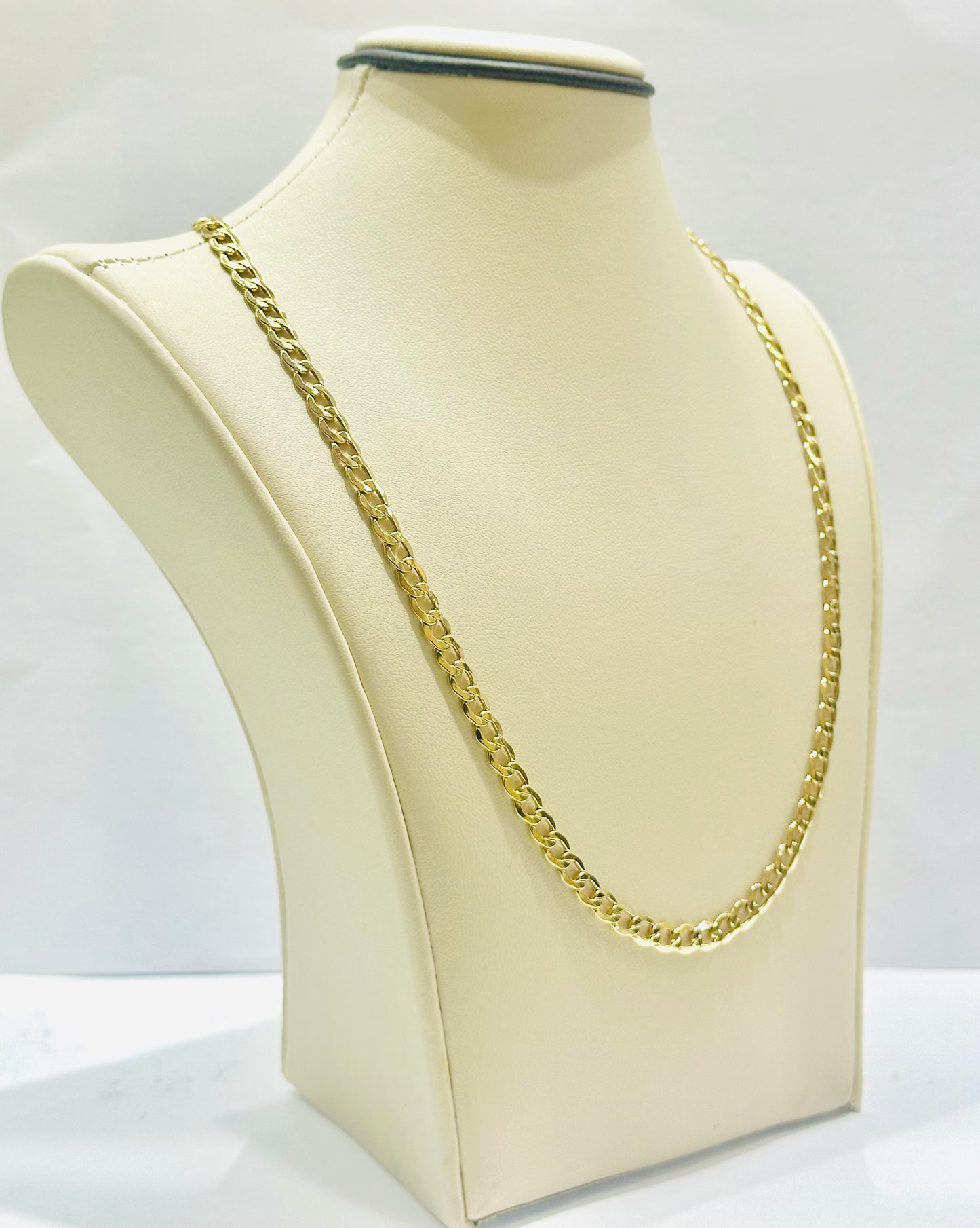 10K GOLD HOLLOW CUBAN LINK NECKLACE 18”, WEIGHT: 5.9gm, WIDTH: 4.4mm