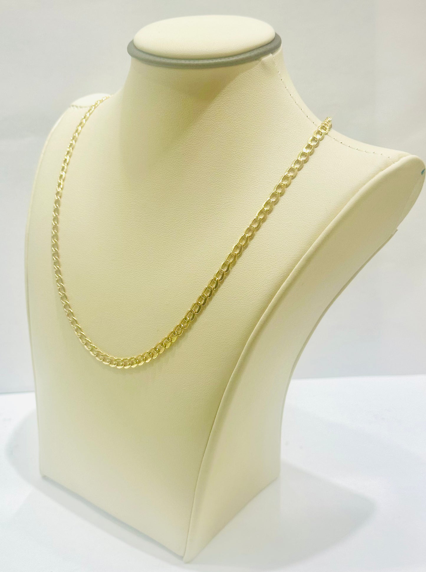 10K GOLD SOLID CUBAN LINK NECKLACE 24”, WEIGHT: 8.3gm, WIDTH: 3.2mm