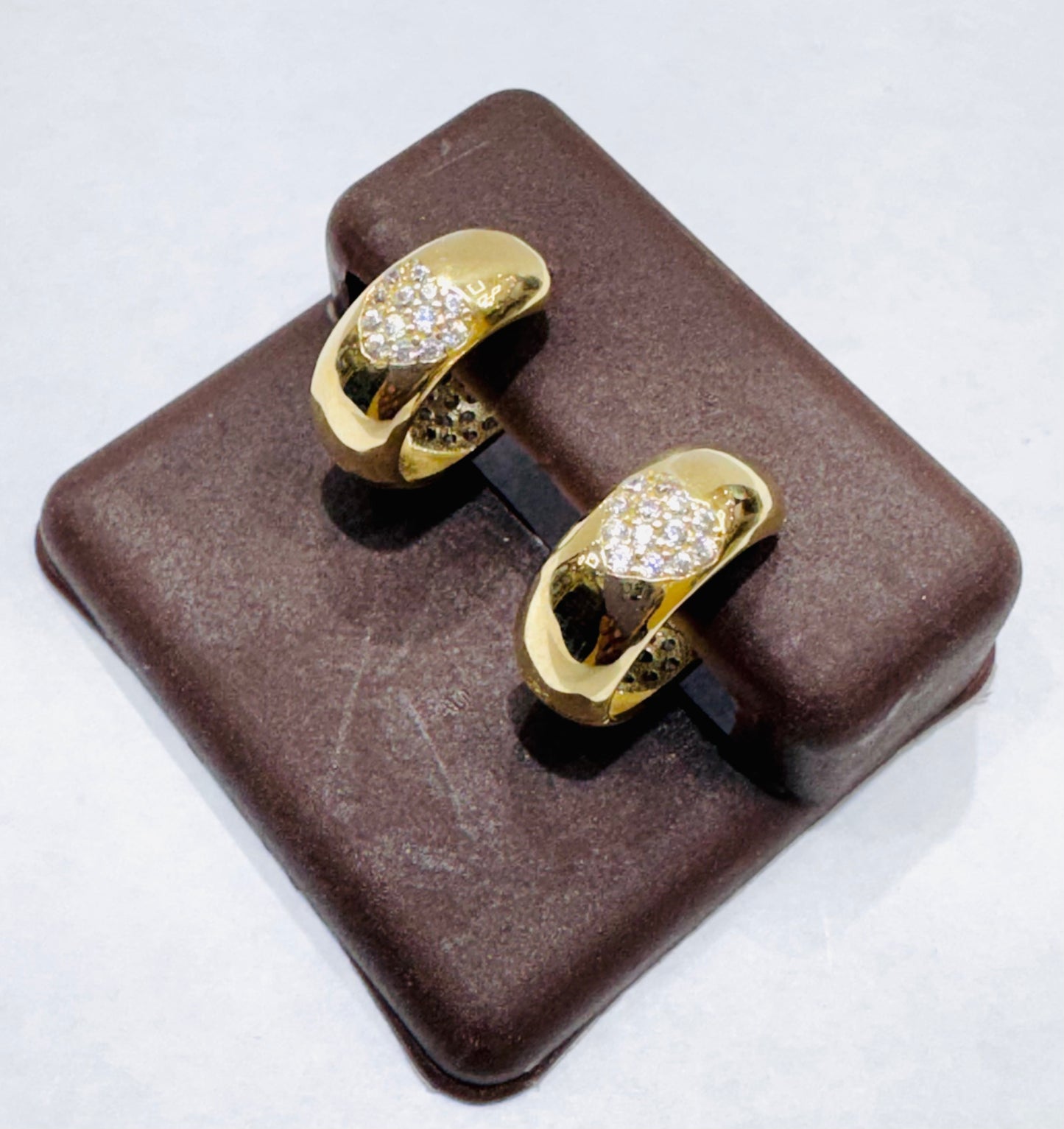10K GOLD SMALL BABY CZ HEART HOOP EARRINGS, WEIGHT: 2.3gm