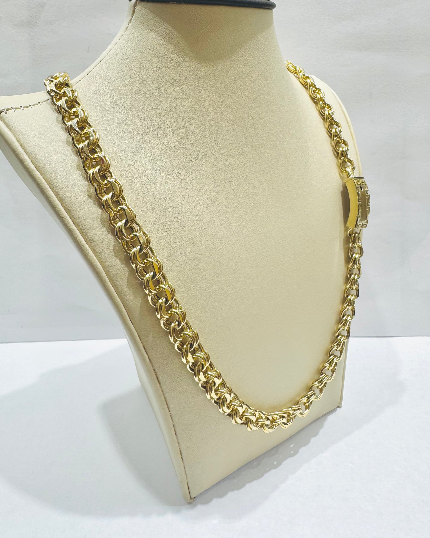 10K GOLD HOLLOW CHINO LINK NECKLACE 26”, WEIGHT: 40.4gm, WIDTH: 8.6mm