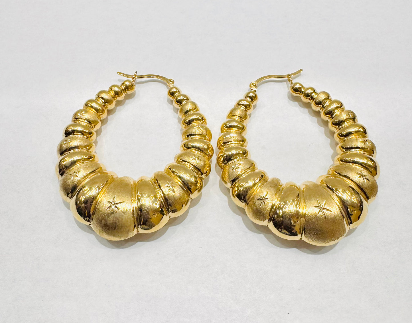 10K GOLD SHRIMP EARRINGS, WEIGHT: 9gm