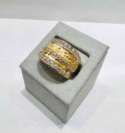 10K GOLD LAST SUPPER RING WITH CZ STONES, WEIGHT: 6.2gm, SIZE: 10