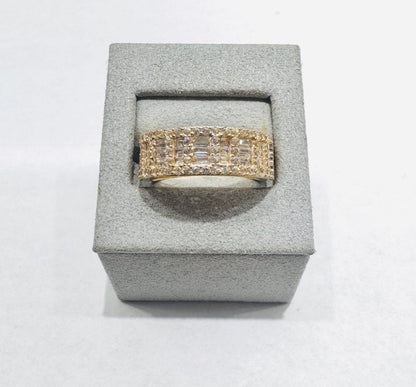 10K GOLD MENS RING CZ STONES, WEIGHT: 4.2gm, SIZE: 11