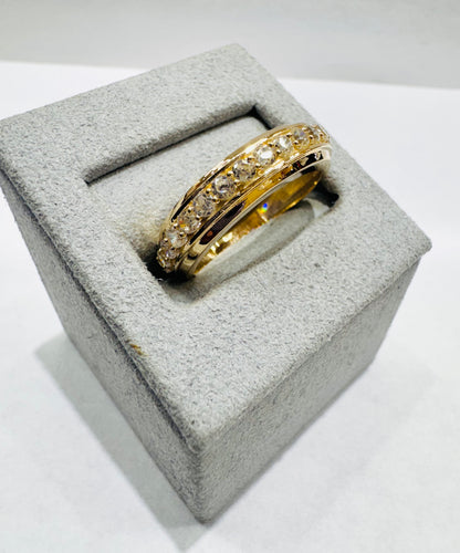 10K GOLD MENS CZ STONES RING, WEIGHT: 2.7gm, SIZE: 10