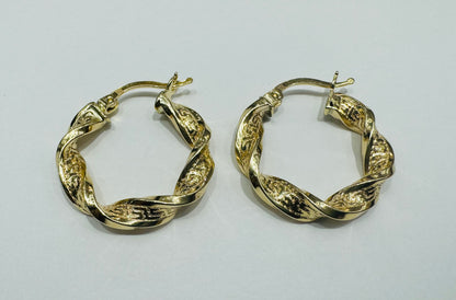 10K GOLD ROUND VERSACE HOOP EARRINGS, WEIGHT: 2.4gm