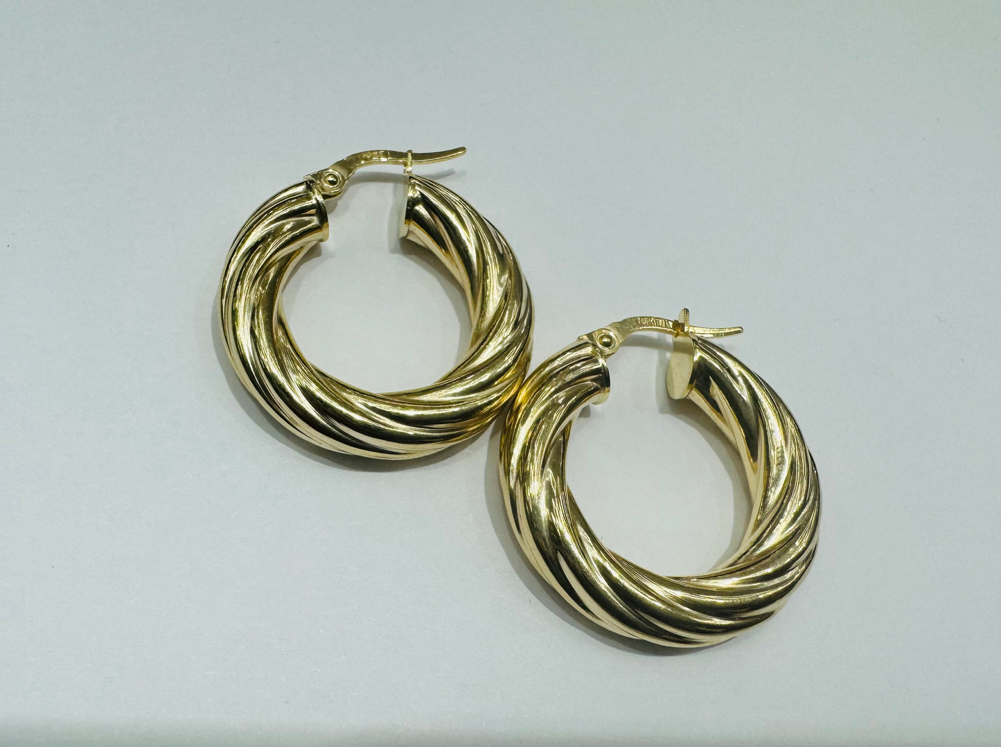 10K GOLD ROUND HOOP EARRINGS, WEIGHT: 3.4gm
