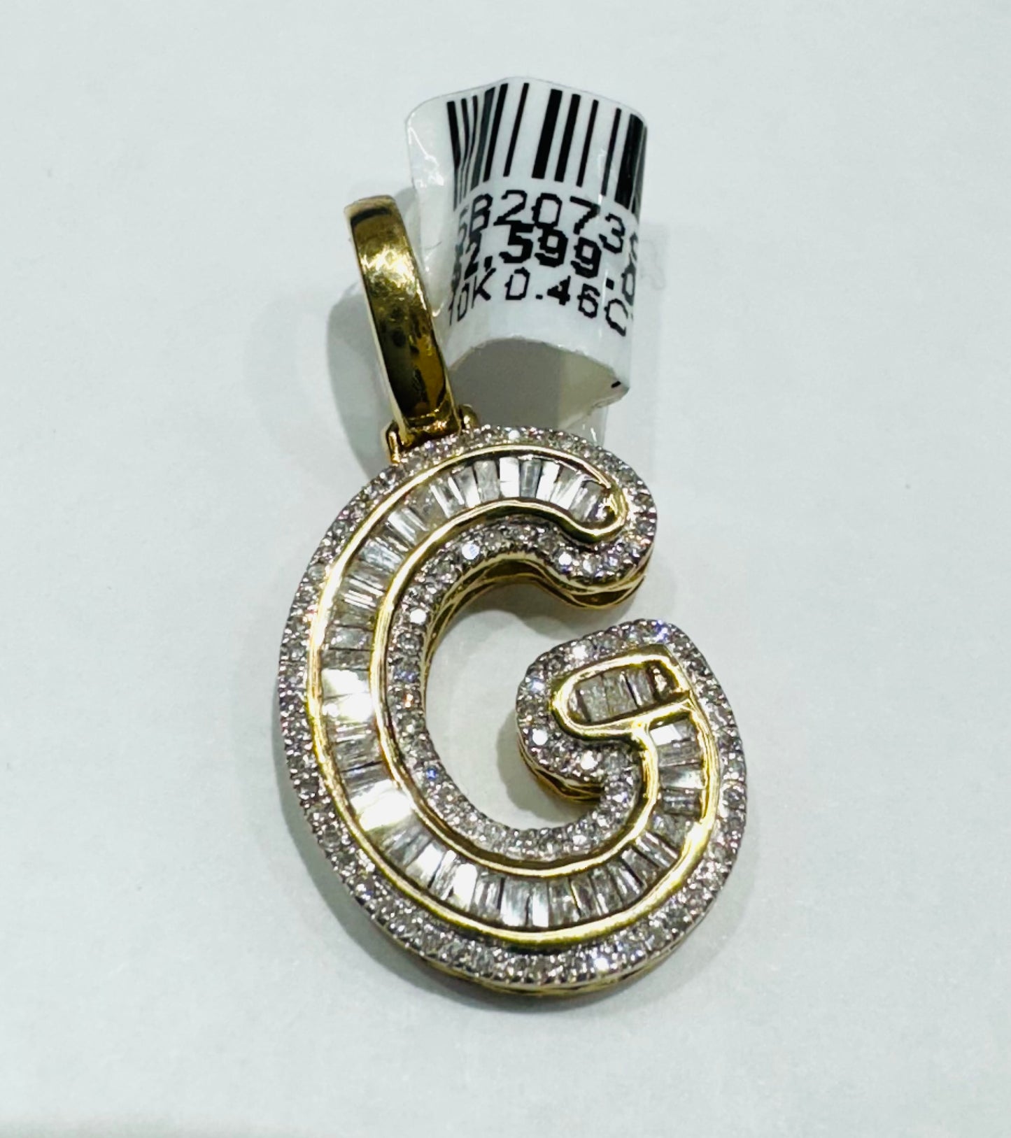10K GOLD NATURAL DIAMOND INTIAL LETTER “G” PENDANT, 0.46CT
