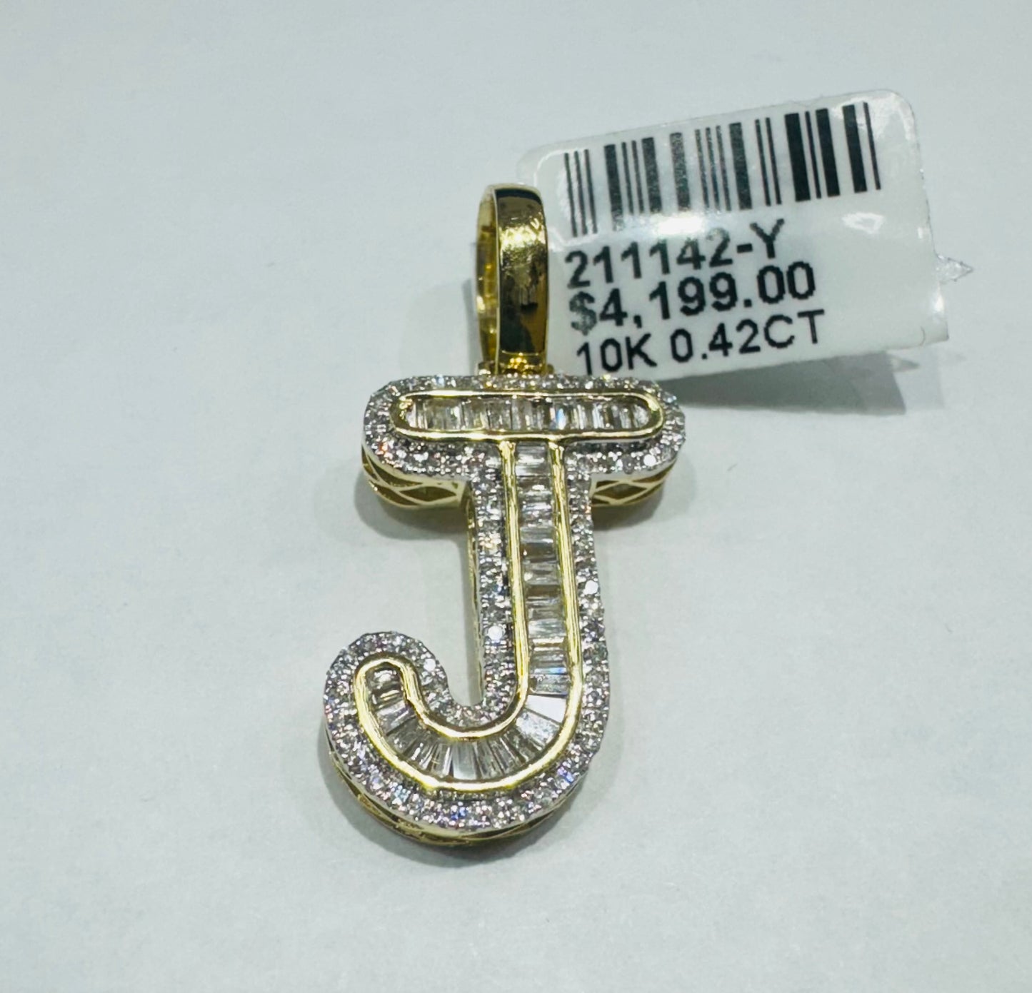 10K GOLD NATURAL DIAMOND INTIAL LETTER “J” PENDANT, 0.42CT