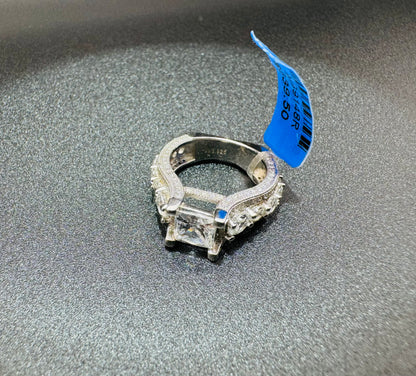 SILVER RING WITH SWAROVSKI STONES, SIZE: 5, WEIGHT: 6.4gm