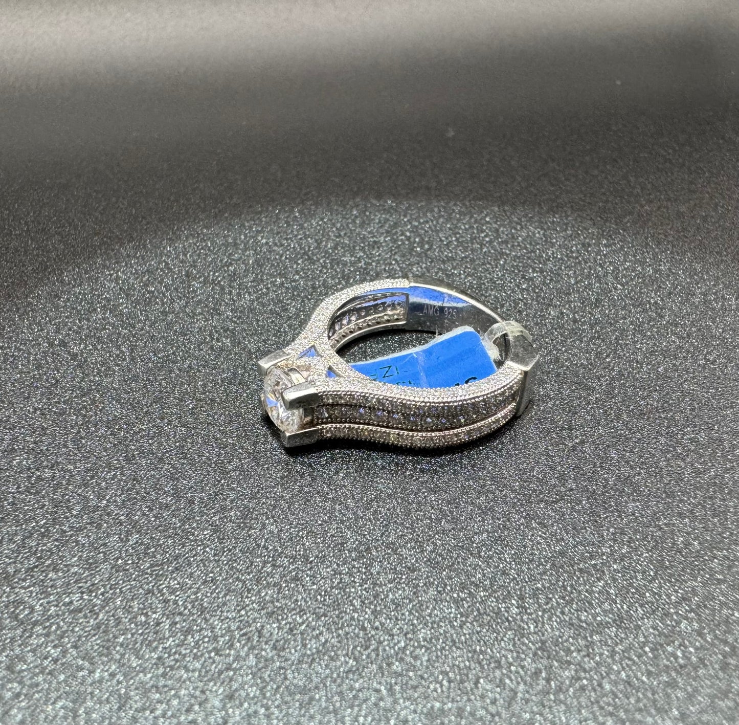 SILVER RING WITH SWAROVSKI STONES, SIZE: 8, WEIGHT: 6.7gm