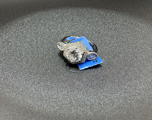 SILVER RING WITH SWAROVSKI STONES, SIZE: 5, WEIGHT: 3.6gm