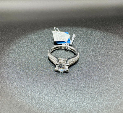 SILVER RING WITH SWAROVSKI STONES, SIZE: 7, WEIGHT: 5.2gm