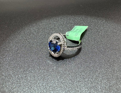 SILVER RING WITH TANZANITE STONE, SIZE: 7, WEIGHT: 4.1gm