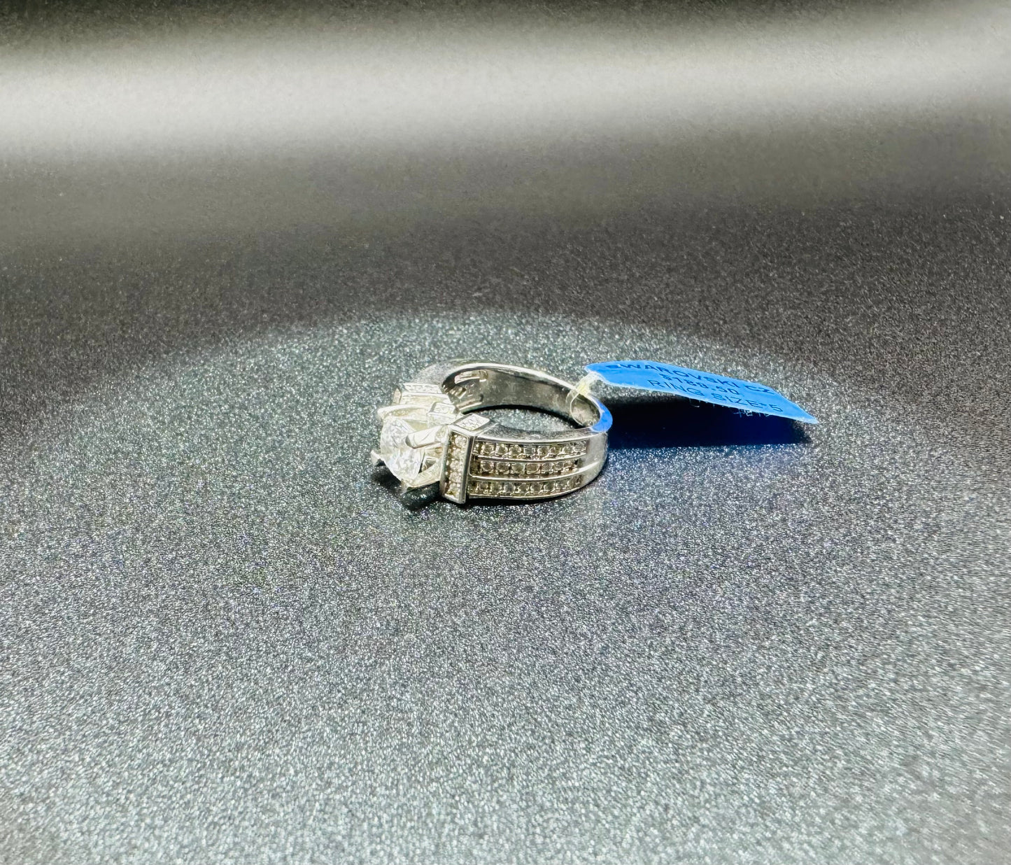 SILVER RING WITH SWAROVSKI STONES, SIZE: 5, WEIGHT: 6.7gm