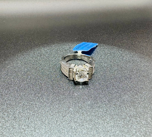 SILVER RING WITH SWAROVSKI STONES, SIZE: 5, WEIGHT: 6.7gm