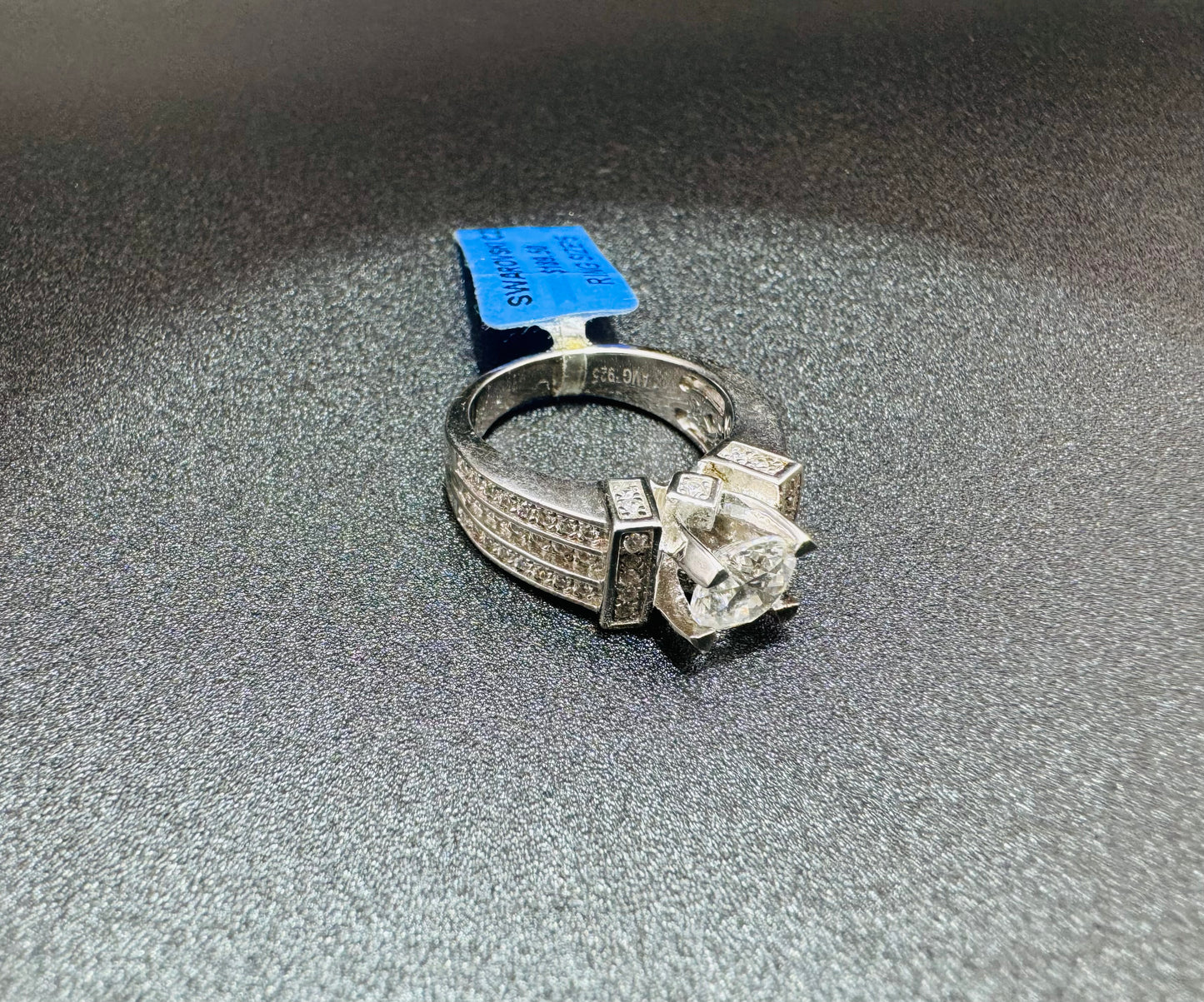 SILVER RING WITH SWAROVSKI STONES, SIZE: 5, WEIGHT: 6.7gm