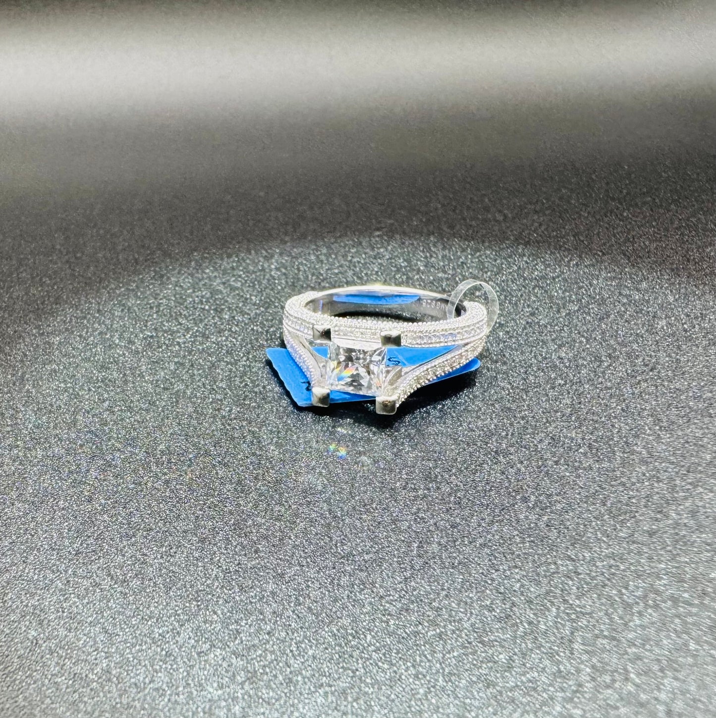 SILVER RING WITH SWAROVSKI STONES, SIZE: 8, WEIGHT: 4.5gm