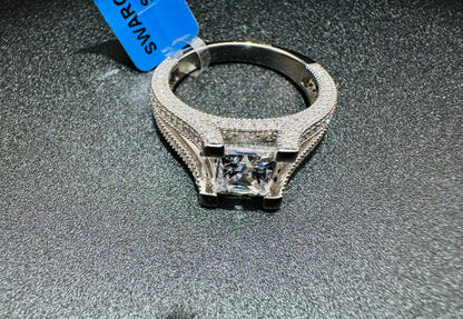 SILVER RING WITH SWAROVSKI STONES, SIZE: 8, WEIGHT: 4.5gm