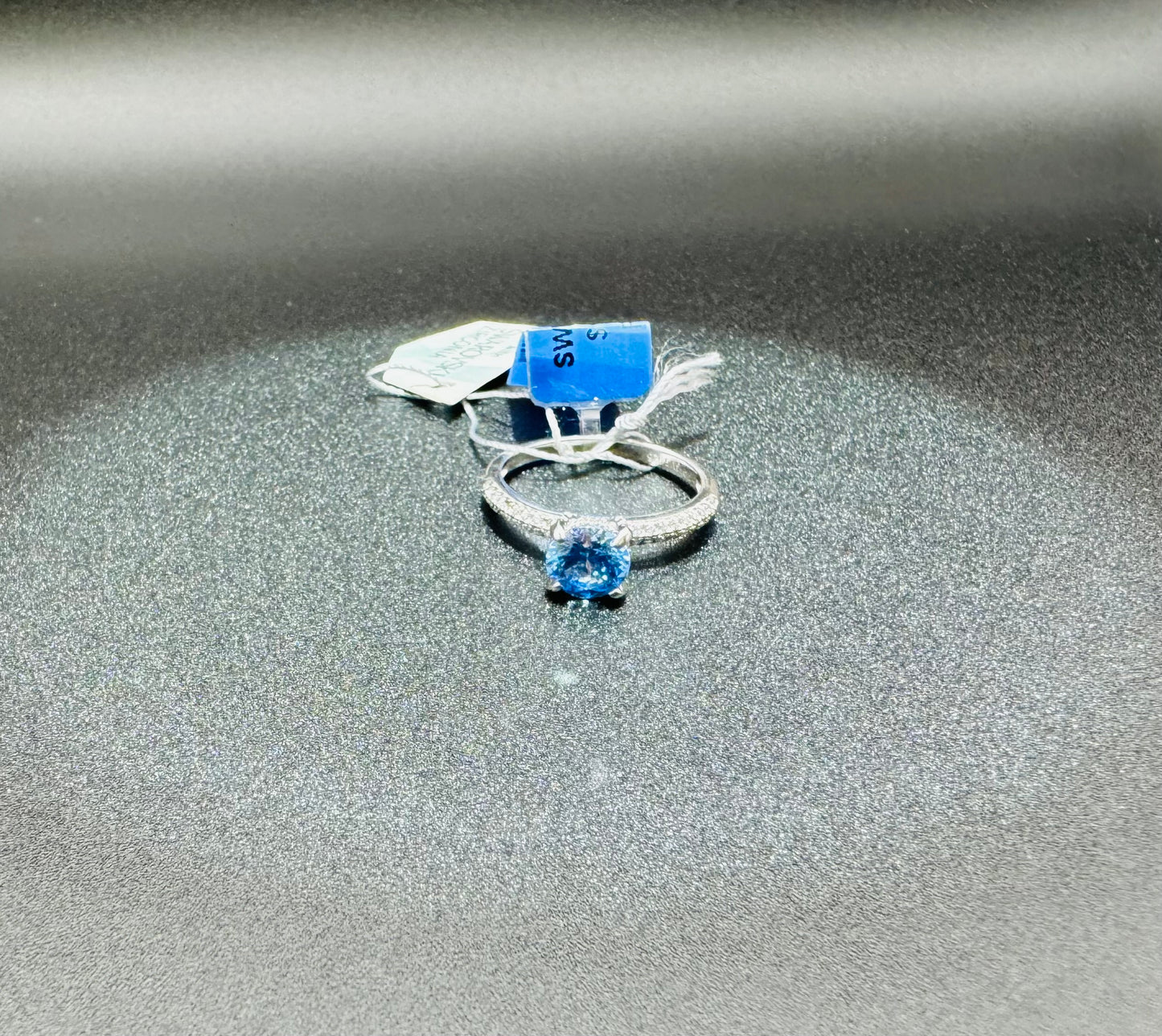 SILVER RING WITH BLUE SWAROVSKI STONES, SIZE: 6, WEIGHT: 2.6gm
