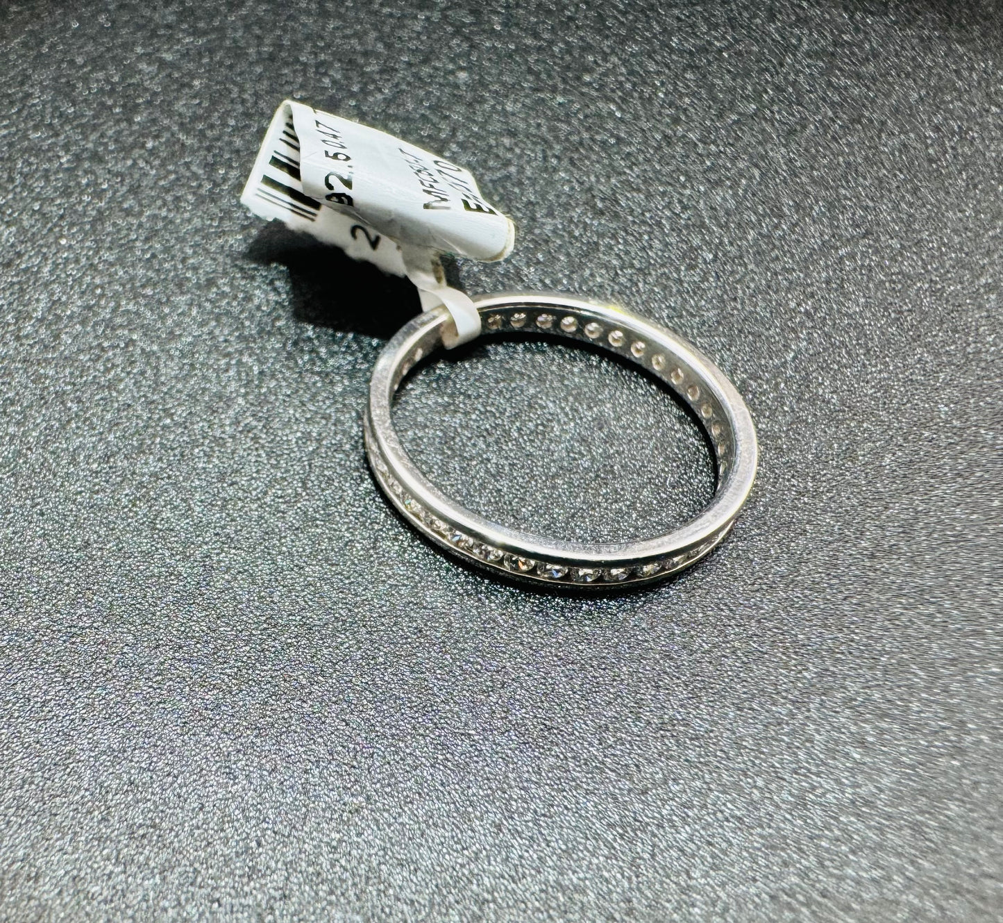 SILVER BAND RING WITH SWAROVSKI STONES, SIZE: 7, WEIGHT: 1.6gm