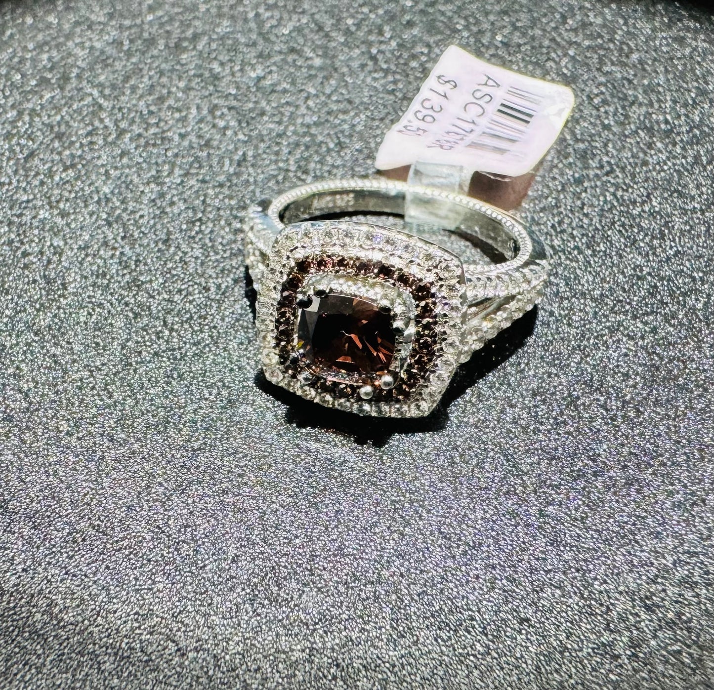 SILVER RING WITH BROWN STONE, SIZE: 7, WEIGHT: 6.1gm