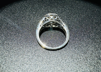 SILVER RING WITH CZ STONES, SIZE: 7, WEIGHT: 4gm