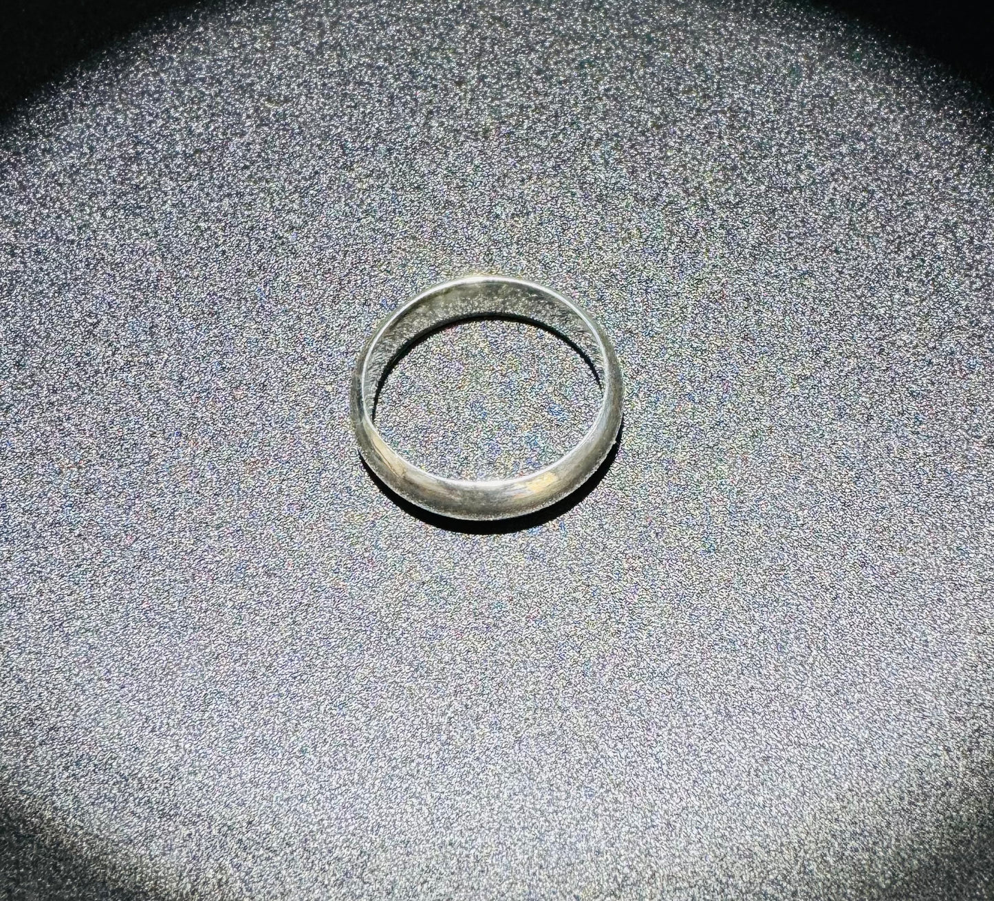 SILVER BAND RING, SIZE: 7, WEIGHT: 4.2gm