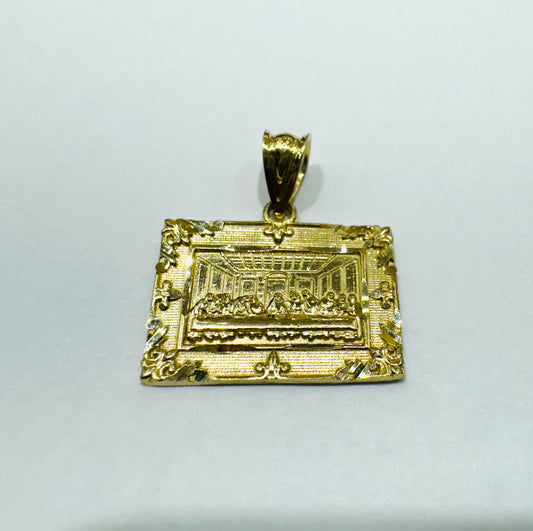 10K GOLD SMALL LAST SUPPER PENDANT, WEIGHT: 1.5gm