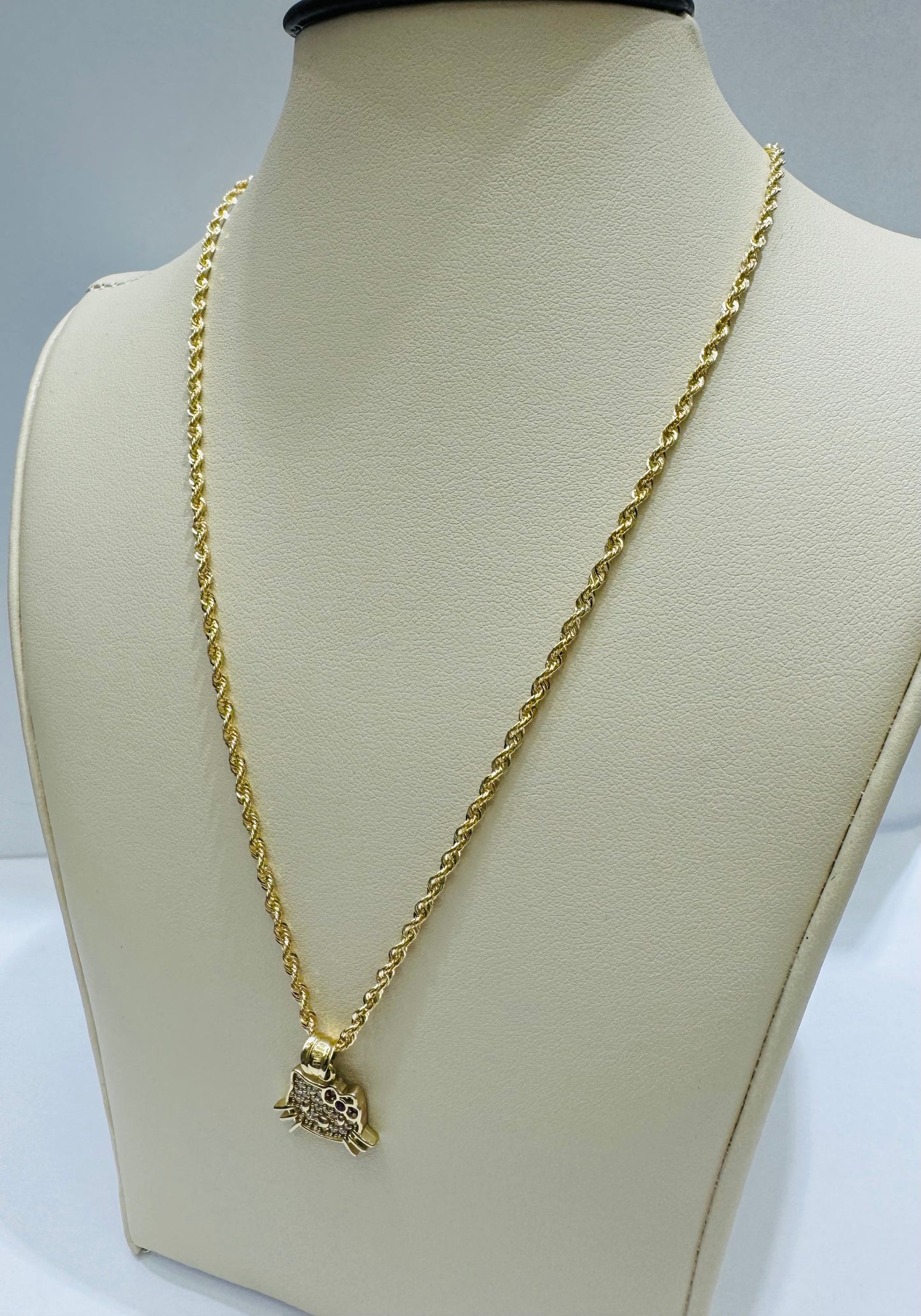 10K GOLD ROPE CHAIN 22” WITH SMALL HELLO KITTY PENDANT