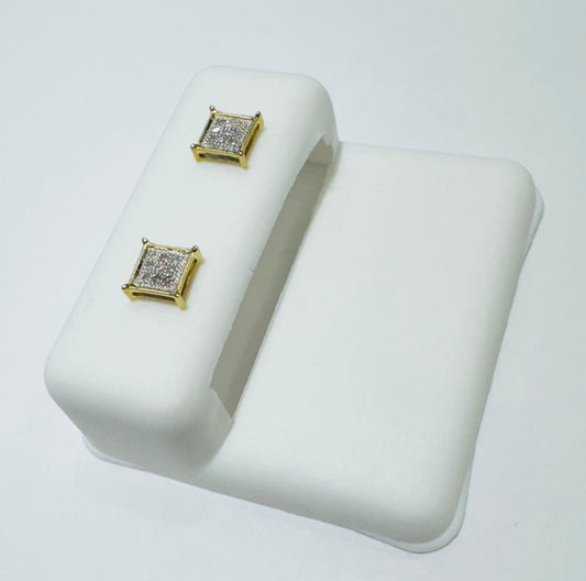 10K GOLD NATURAL DIAMOND EARRINGS, 0.06CT