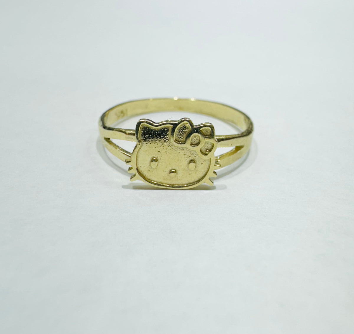 10K GOLD HELLO KITTY RING, SIZE: 6