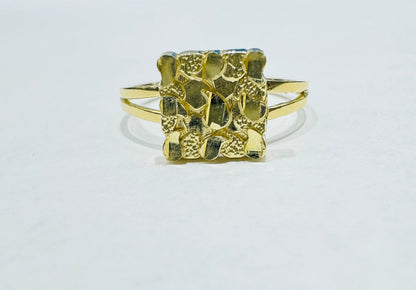 10K GOLD SQUARE NUGGET RING, SIZE: 6, WEIGHT: 1.4gm