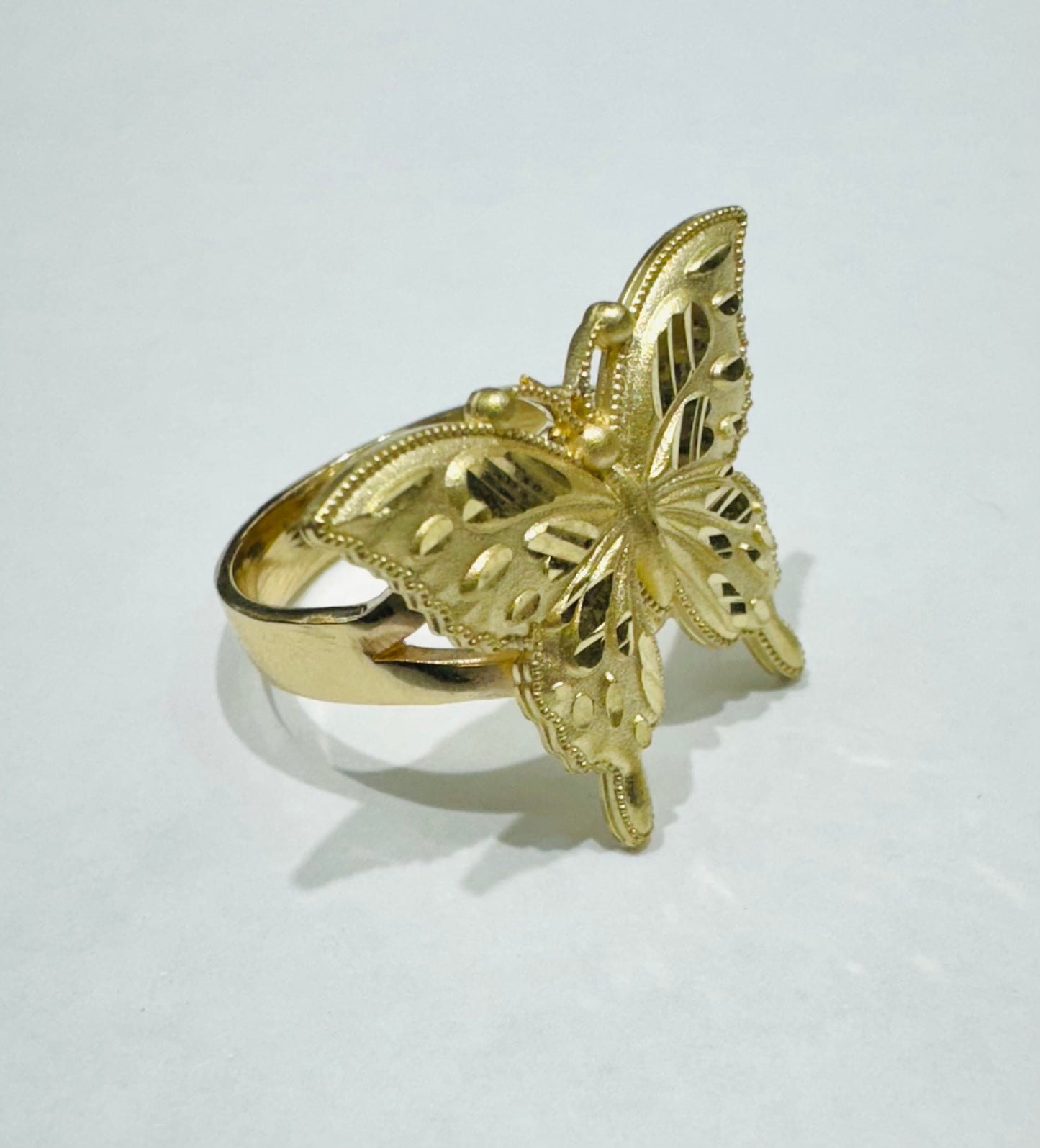 10K GOLD BUTTERFLY RING, SIZE: 6, WEIGHT: 4.2gm