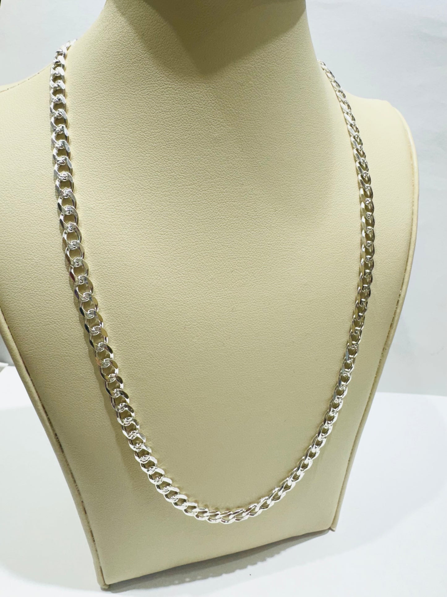 SILVER ITALIAN CUBAN LINK CHAIN 20” WEIGHT: 16gm, WIDTH: 4.65mm