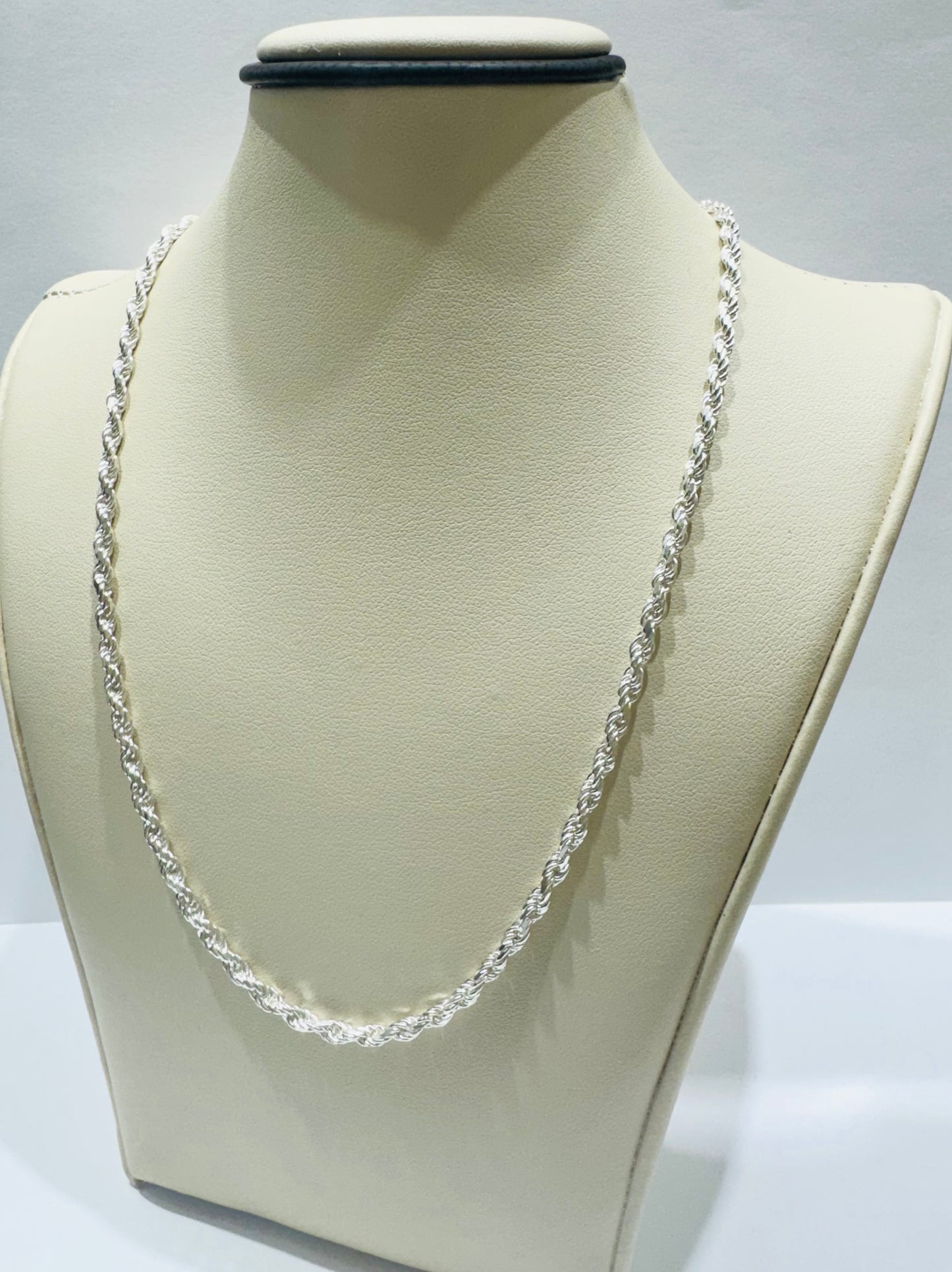 SILVER ITALIAN ROPE NECKLACE 18” WEIGHT: 9.7gm, WIDTH: 2.61mm