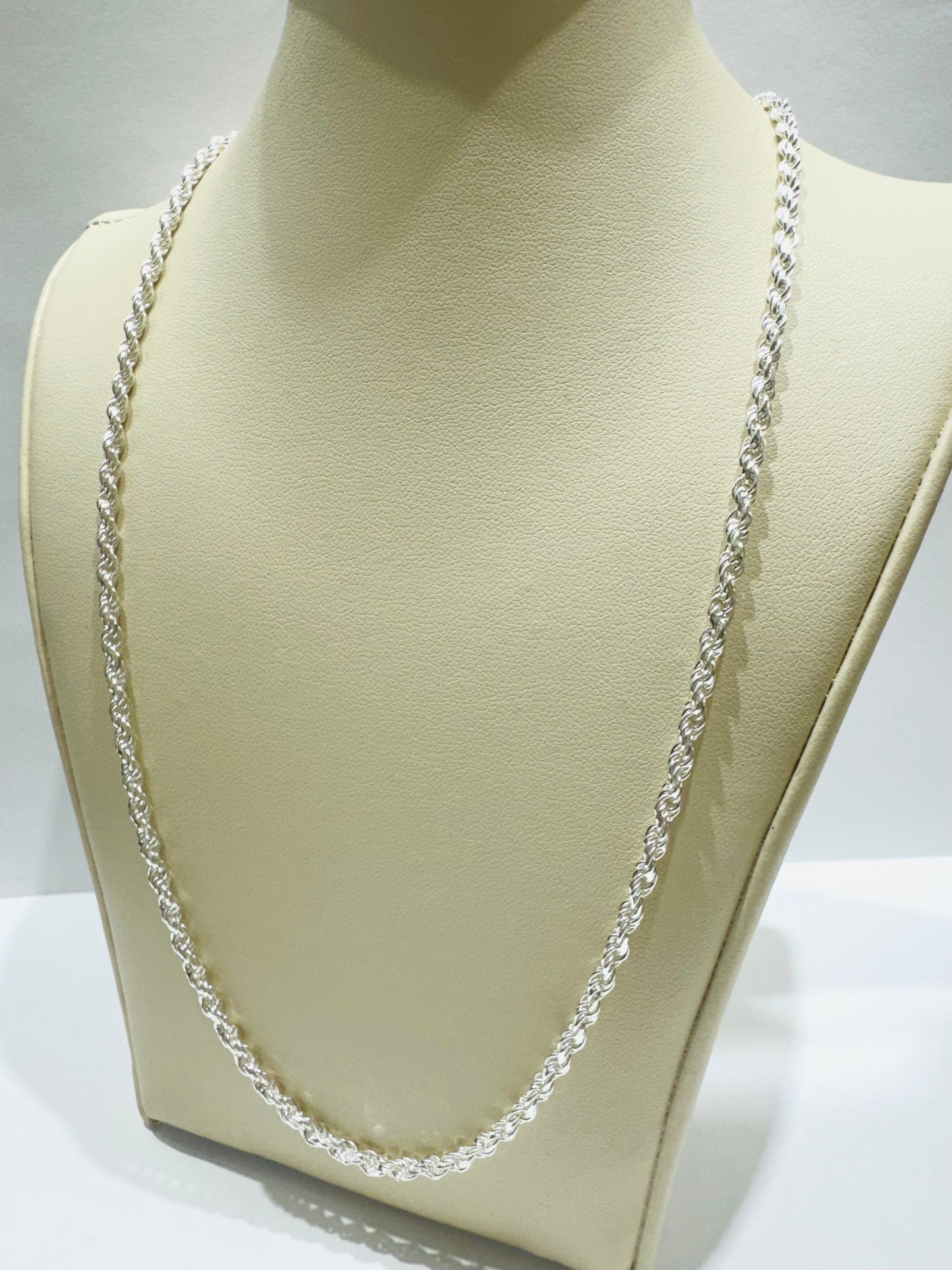 SILVER ITALIAN ROPE NECKLACE 24”, WEIGHT: 13.8gm, WIDTH: 2.81mm