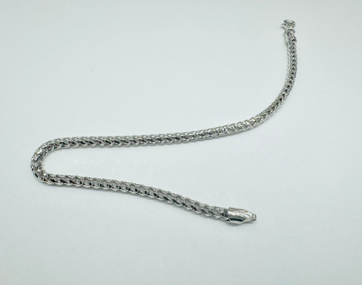 SILVER ITALIAN FRANCO BRACELET 8.5”, WEIGHT: 5.9gm, WIDTH: 2.75mm