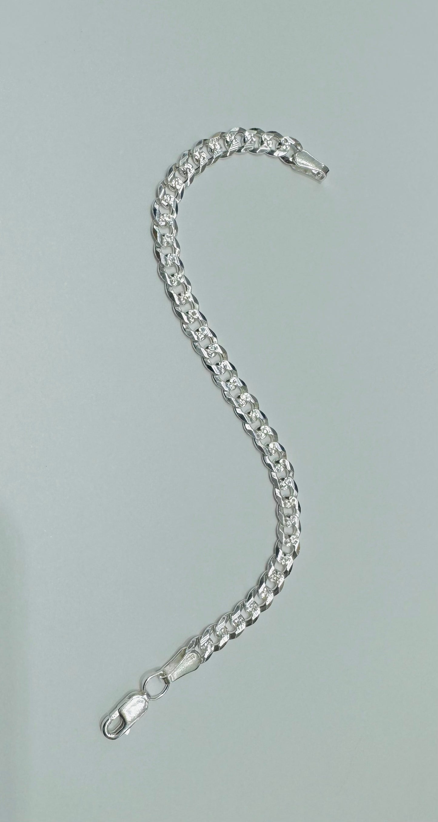 SILVER ITALIAN CUBAN LINK BRACELET 7”, WEIGHT: 4.9gm, WIDTH: 2.9mm