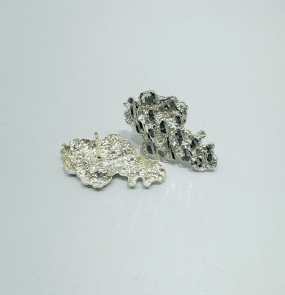 SILVER REGULAR NUGGET EARRINGS, WEIGHT: 3.3gm